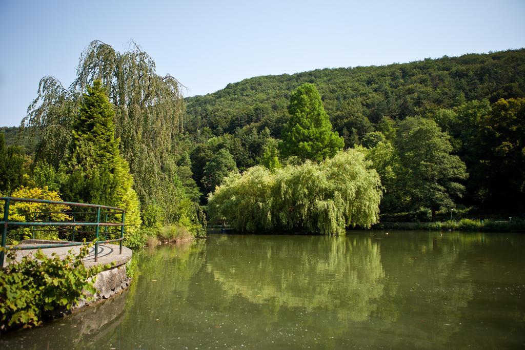 Parkhotel Na Baracke Nova Dubnica Exterior photo